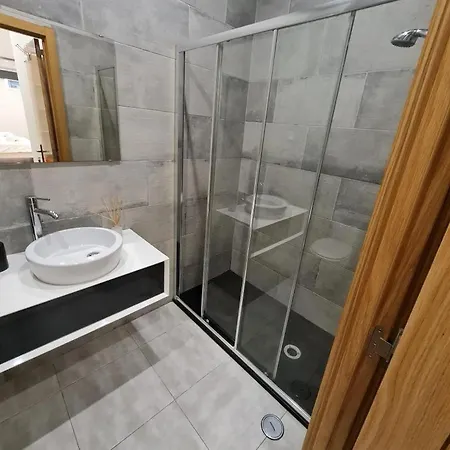 Kubata Hill Apartamento T2 Appartamento *