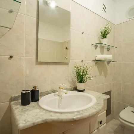 Kubata Hill Apartamento T2 *