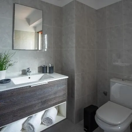 Kubata Hill Apartamento T2